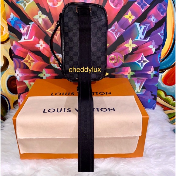 🛑SOLD🛑🔥🔥🔥Louis Vuitton Ambler Damier Graphite Bum Bag/Crossbody Bag - Picture 10 of 16